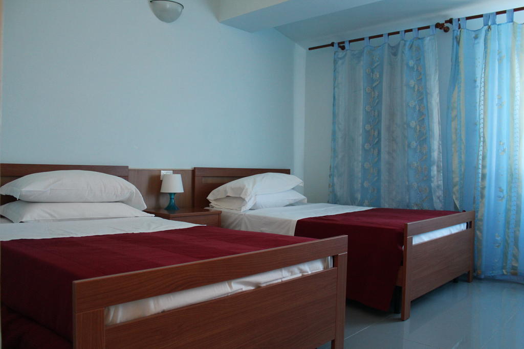סליה מרינה Hotel 106 מראה חיצוני תמונה