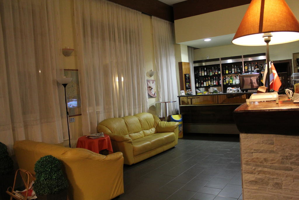 סליה מרינה Hotel 106 מראה חיצוני תמונה