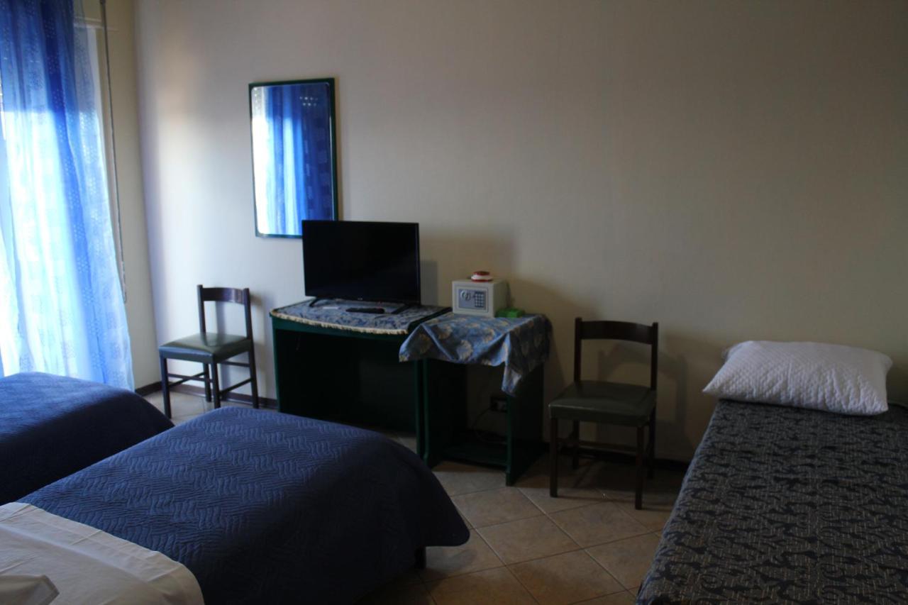 סליה מרינה Hotel 106 מראה חיצוני תמונה